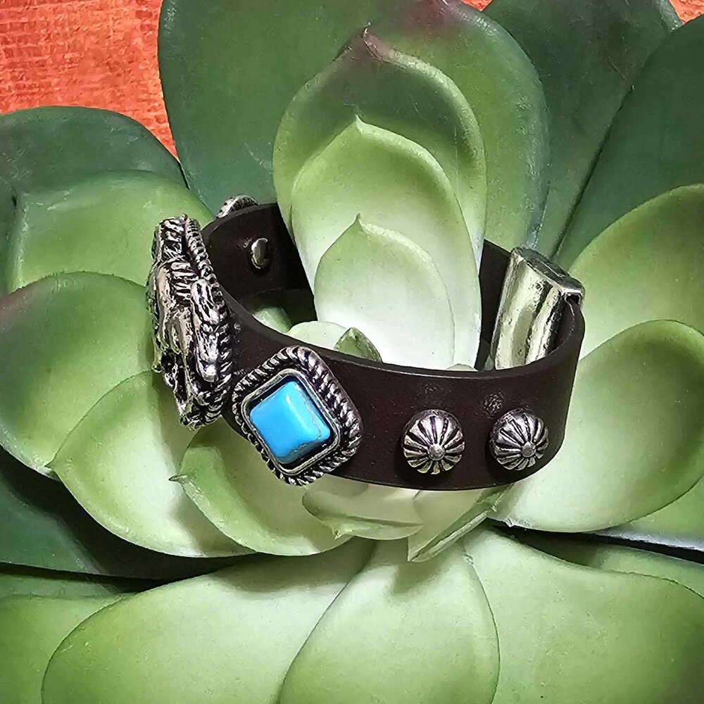Bracelet. Silver Horses, Brown Faux Leather Band, Turquoise Stones. NWT. - Picture 5 of 13